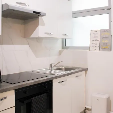 Warm&convenient Near Montmartre Paris